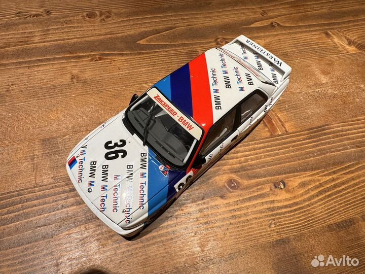 Модель BMW E30 m3 #30 minichamps