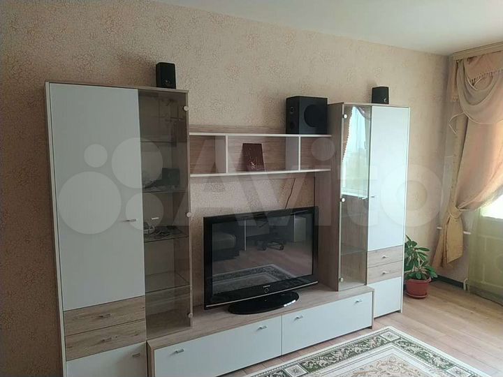 2-к. квартира, 53 м², 9/9 эт.