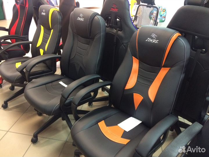 Компьютерное кресло новое