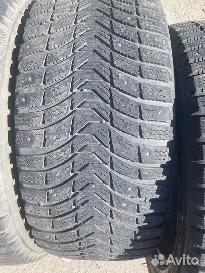 Michelin X-Ice North 3 245/45 R18 100
