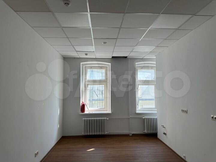 Сдам офисное помещение, 184 м²