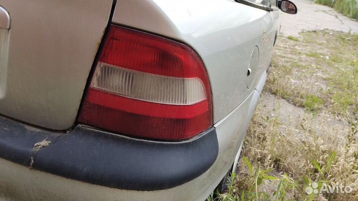 Фонарь задний opel vectra b liftback