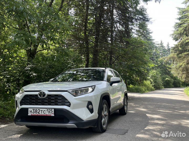Аренда кроссовера в Нальчике