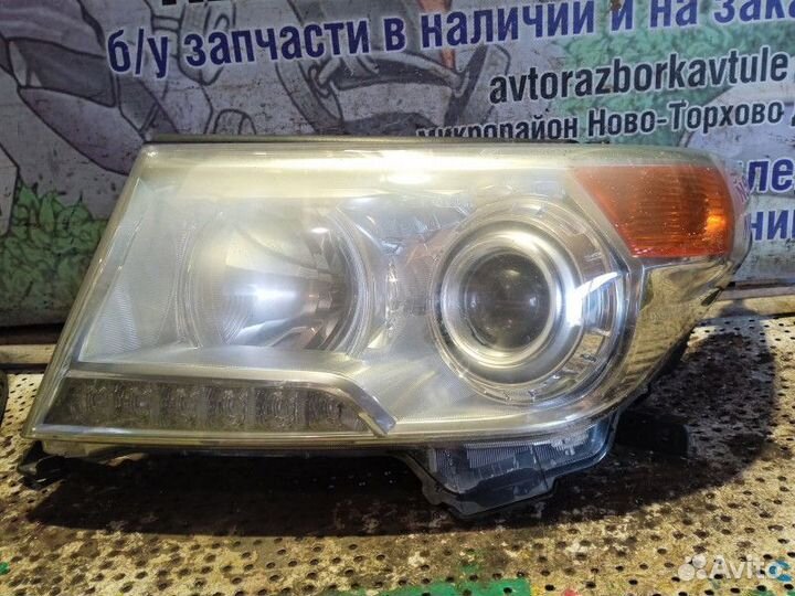 Фара передняя левая Toyota Land Cruiser 200 4.5л 1