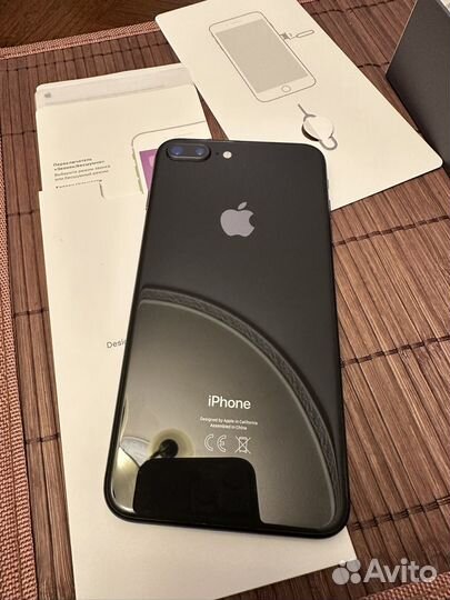 iPhone 8 Plus, 64 ГБ