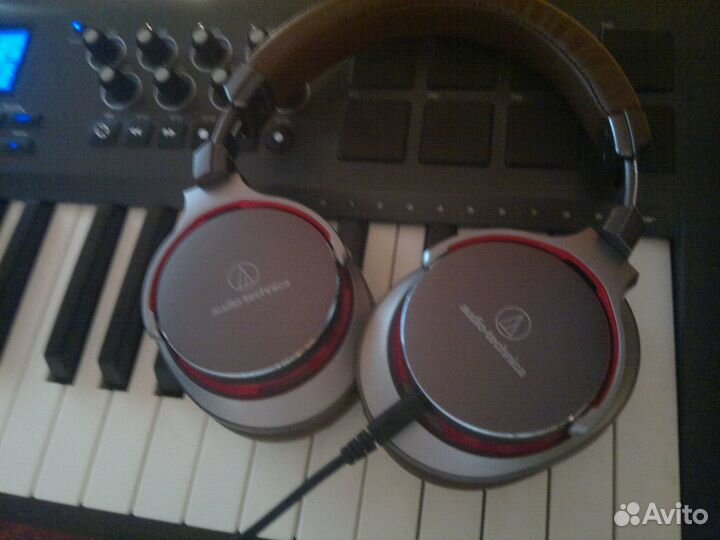 Студийные мониторные Audio-Technica ATH-MSR7