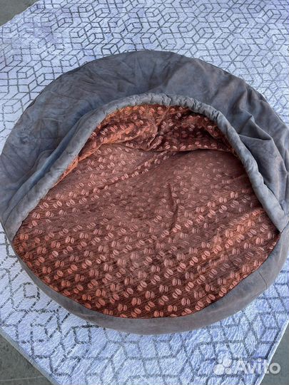 Лежанка для собак