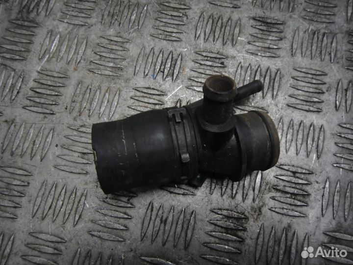 Тройник системы охлаждения Range Rover Sport 1