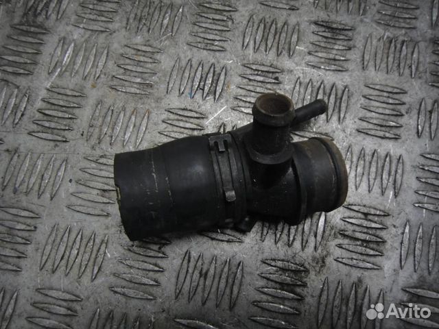 Тройник системы охлаждения Range Rover Sport 1