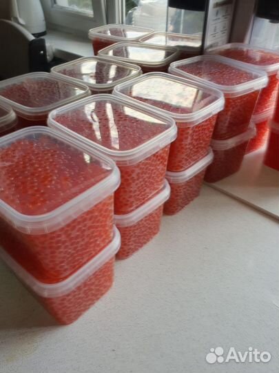 Красная икра горбуши, кеты, кижуча