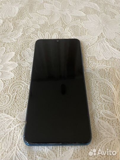 Телефон honor 20 lite