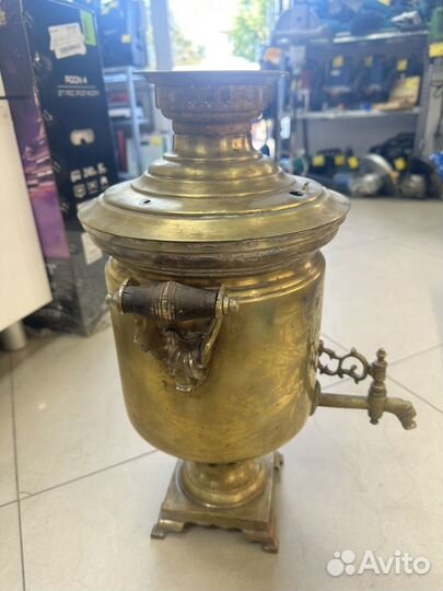 Самовар латунь