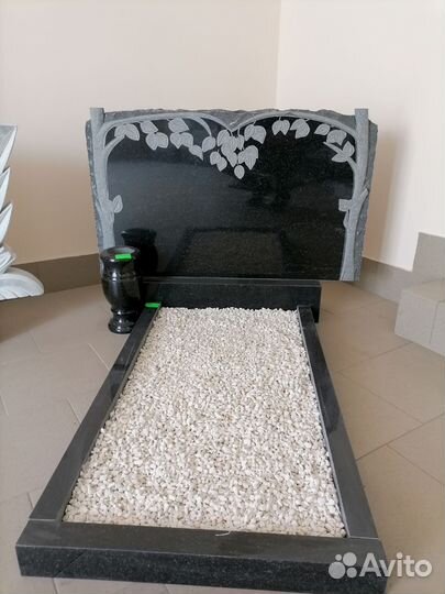 Памятники от производителя