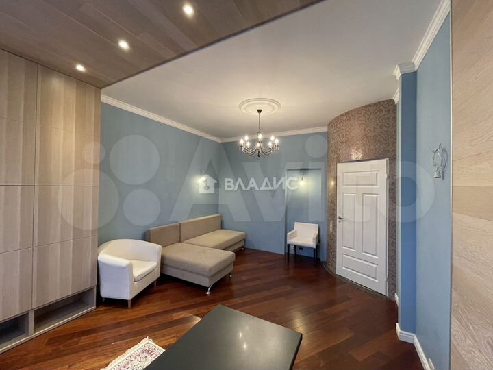 3-к. квартира, 122 м², 15/15 эт.