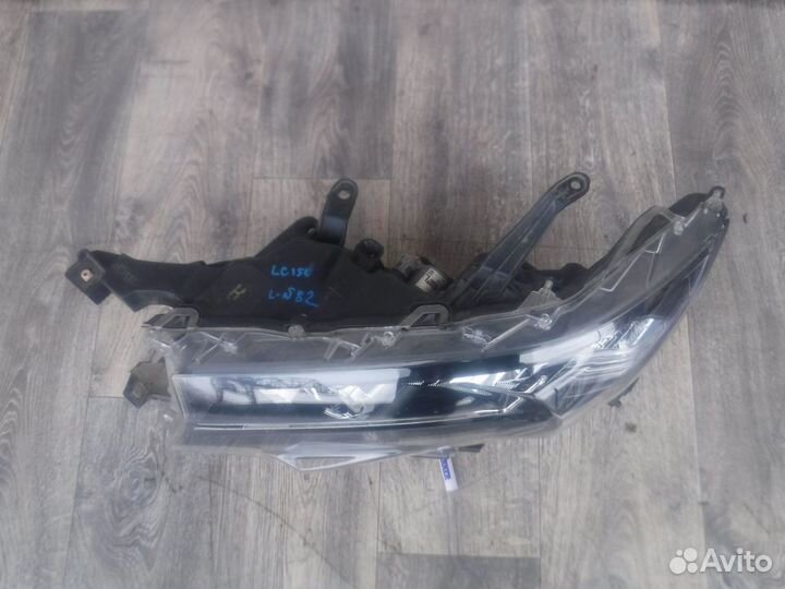 Фара левая №82 Toyota Land Cruiser Prado 150 2019
