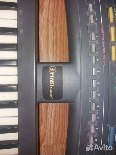 Синтезатор фирст профессиональный