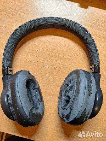 Беспроводные наушники JBL live 500 BT