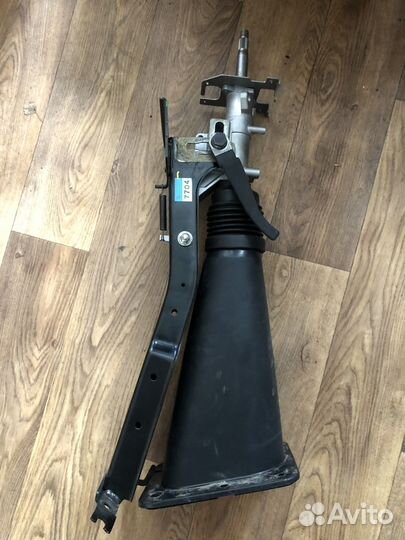 Рулевая колонка isuzu NMR 85