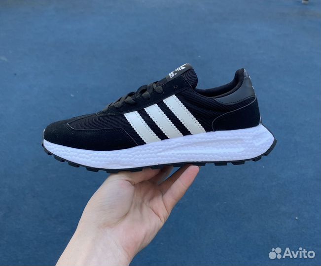 Кроссовки adidas retropy e5