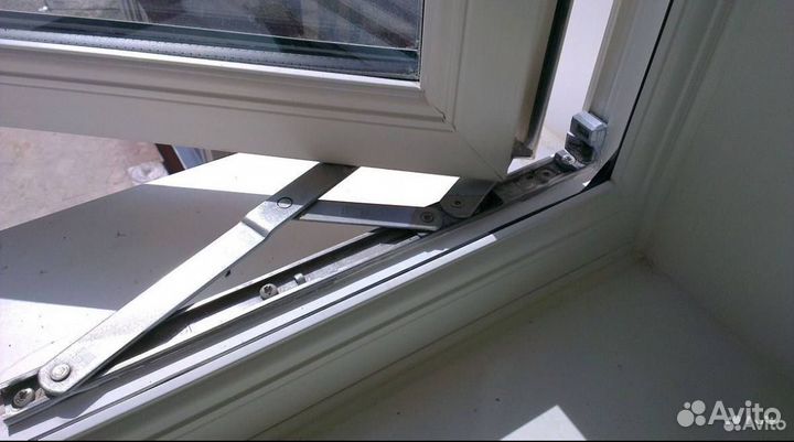 Ремонт окон, фурнитура, детские замки