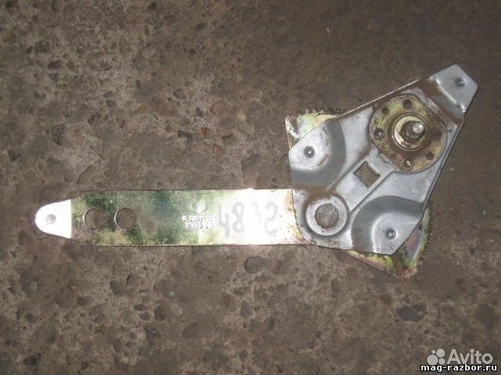 Стеклоподъемник задней правой двери Daewoo Nexia