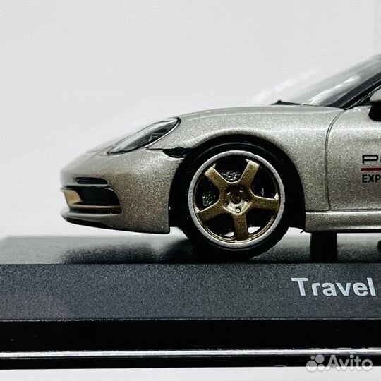 Porsche Boxster 718 Minichamps 1:43