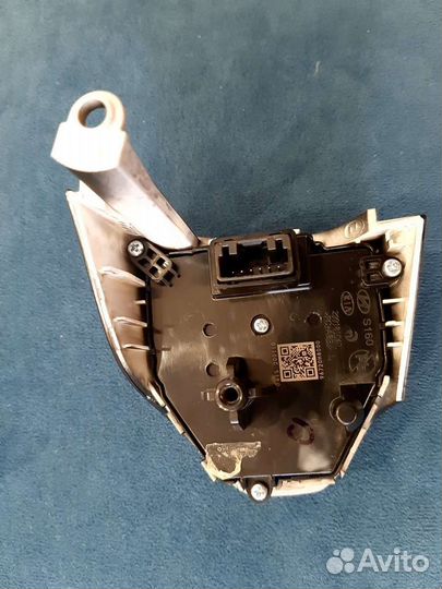 Оригинальный блок на руль kia rio 4 2020 года