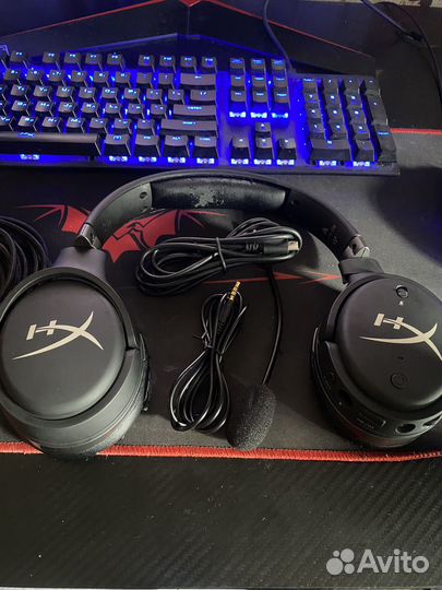 HyperX Cloud Orbit / Audeze Mobius