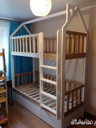 Кровать домик детская