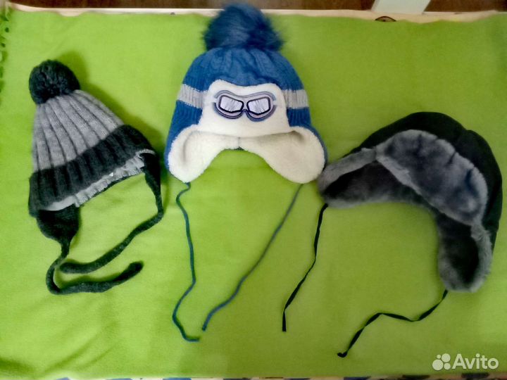 Шапки 50-52 р, перчатки зимние осенние