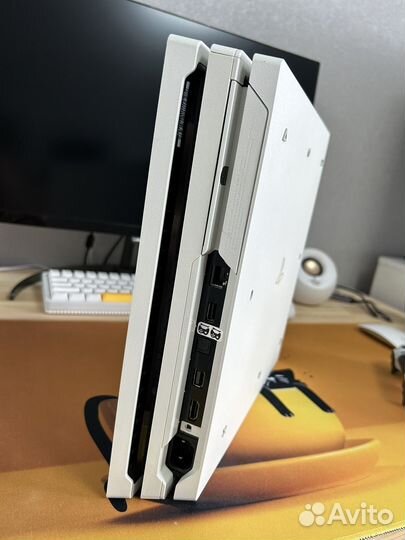 Sony playstation 4 pro 1tb прошитая белая