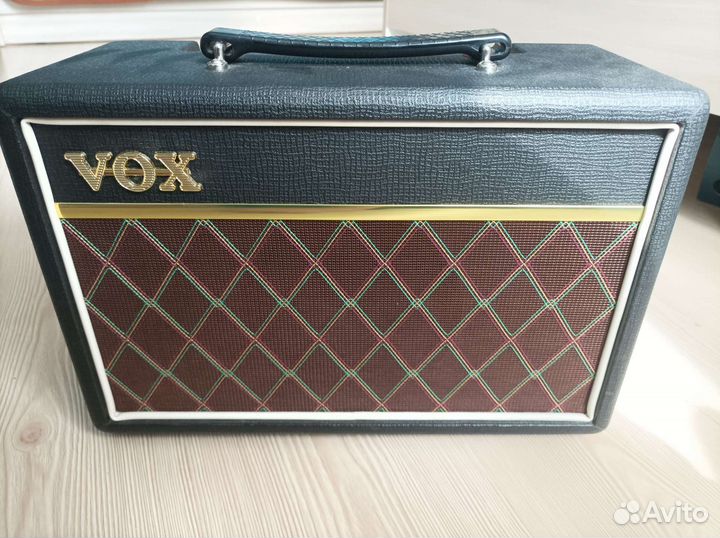 Vox pathfinder 10