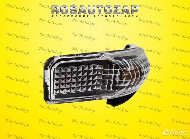 Поворотник в зеркало левый Toyota Camry 2012- V50