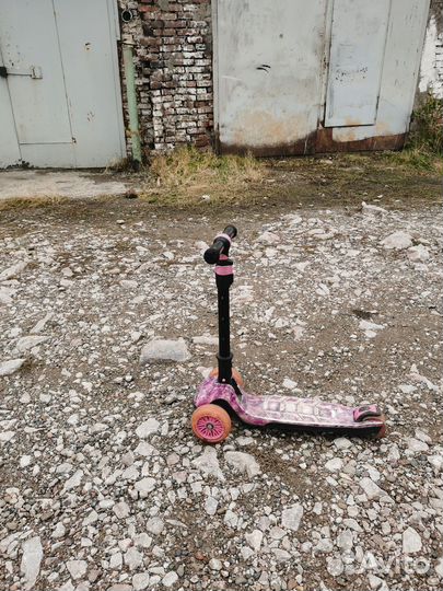 Самокат детский трехколесный