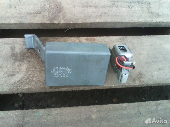 Блок центрального замка Honda Prelude IV