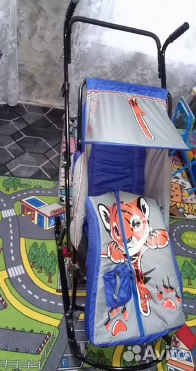 Детские санки с колесами