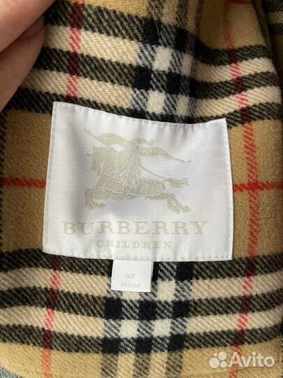 Пальто для девочки Burberry