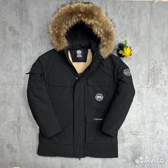 Куртка зимняя Canada Goose