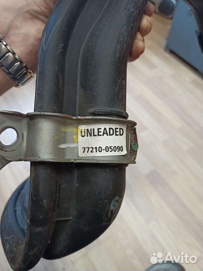 Горловинa топливного бака Toyota Avensis AZT 250