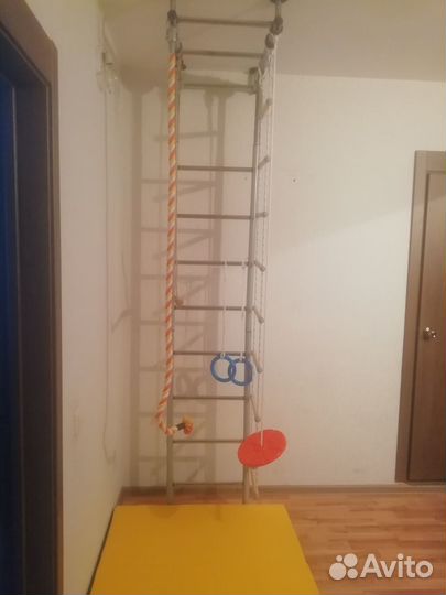 Спортивная стенка б/у