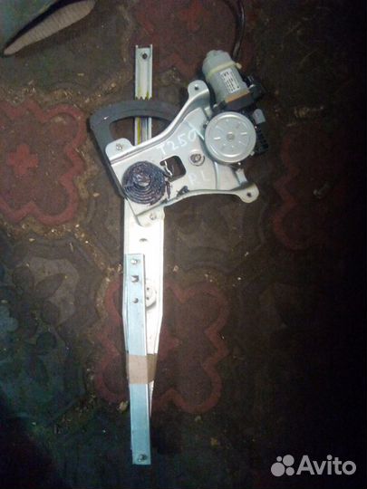 Стеклоподъемник Шевроле Авео Т 250