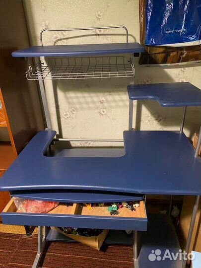 Компьютерный стол