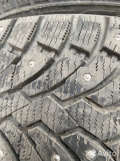 Pirelli Formula Ice 205/60 R16