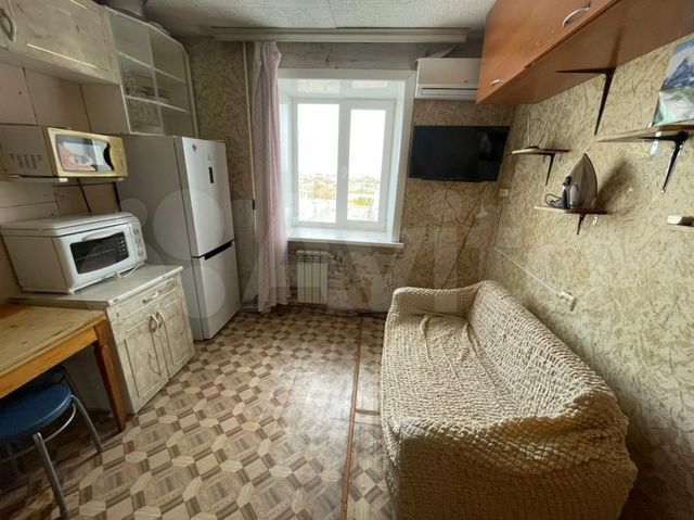 Комната 10,5 м² в 4-к., 9/9 эт.