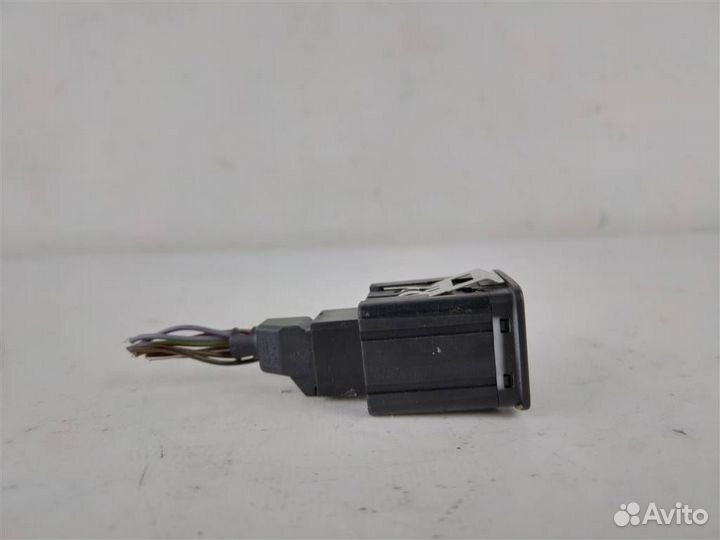 Кнопка корректора фар фольксваген пассат B6 2005