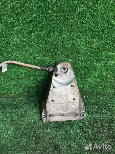 Лапа двигателя Bmw 5-Series E60 M54B30 2003