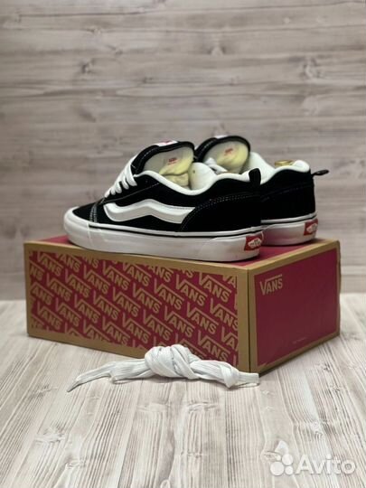 Vans knu skool