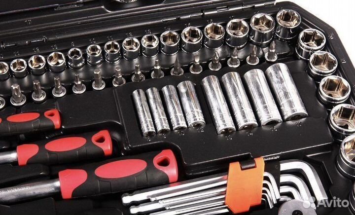 Набор инструментов 121 предмет. Звоните