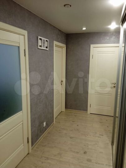 3-к. квартира, 90 м², 2/15 эт.