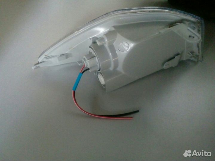 Габарит к фаре Тойота Карина 210 кузов 98-01 г.в